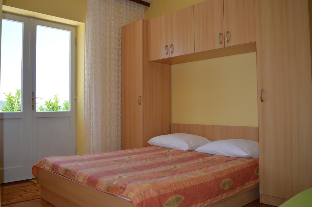 Apartments Majstrovic Živogošće Eksteriør billede